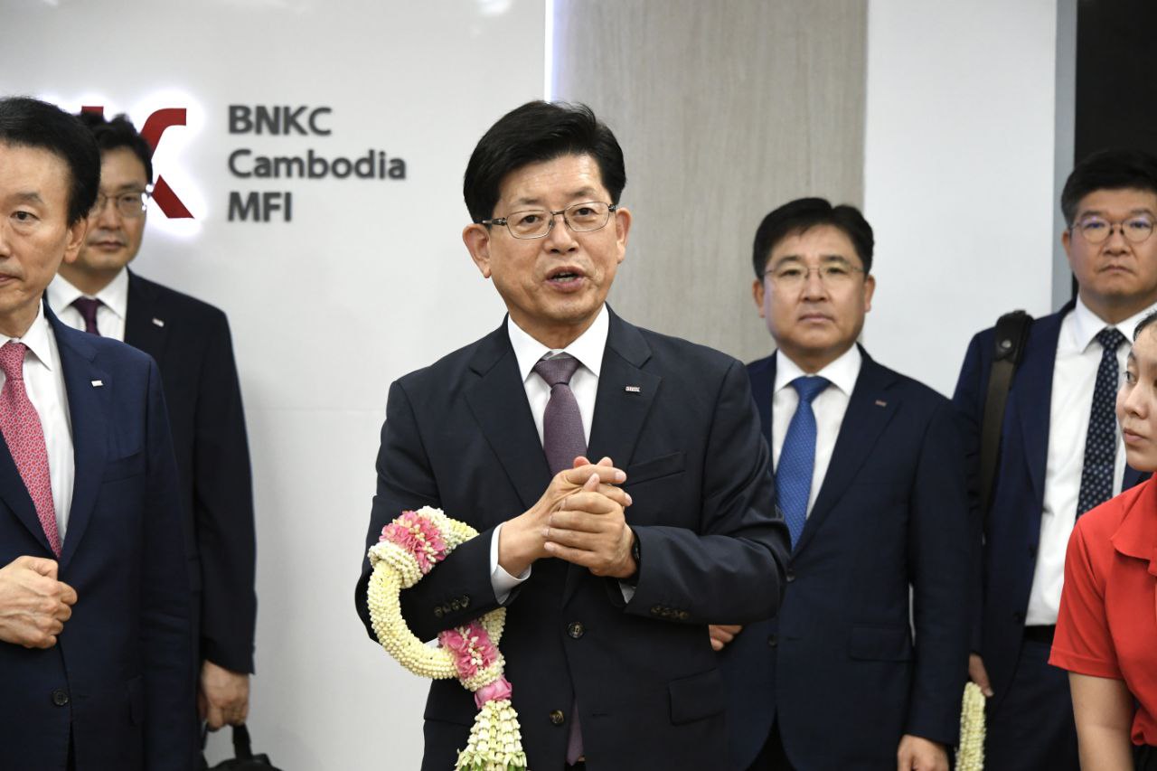 សូមស្វាគមន៍ដំណើរទស្សនកិច្ចរបស់ អគ្គនាយកក្រុមហ៊ុន BNK Financial Group